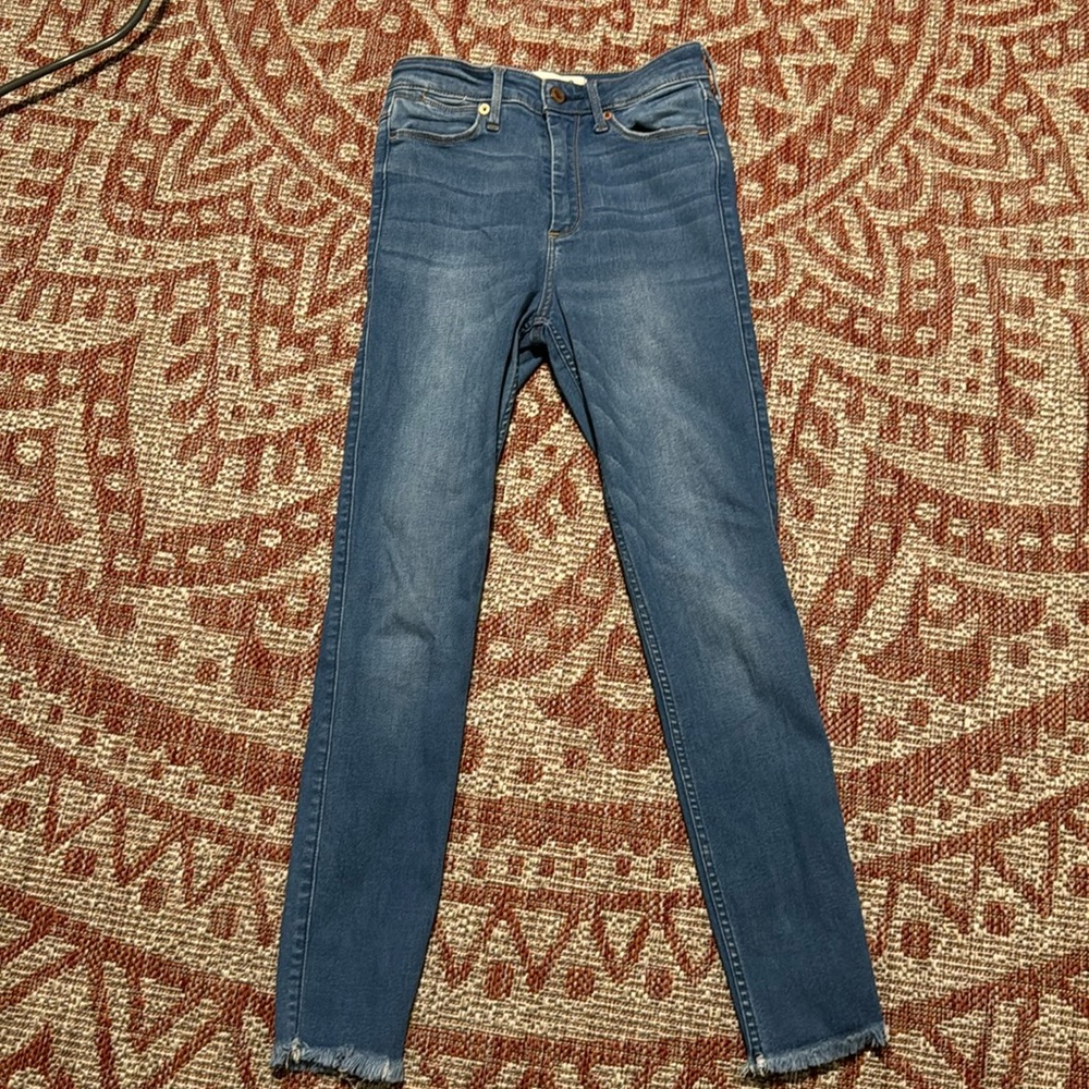 Abercrombie and fitch high rise ankle skinny jeans